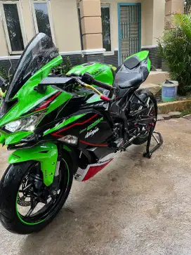 ZX25 R ABS QS TAHUN 2022