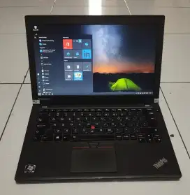 Thinkpad i5 gen 5 ram 8 SSD 256 Batre 3 jam keyboard nyala