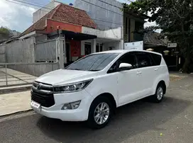 Innova V 2.4 AT diesel Reborn putih plat D Bandung