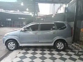 Toyota Avanza 2010 Bensin