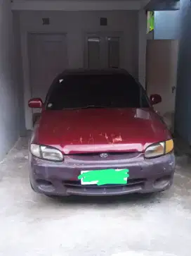 Hyundai accent mt 1.5 maroon