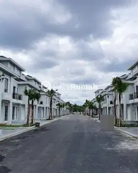 Dijual Villa Siap Huni Komplek Jewel Park Daerah Polonia (Chinty)