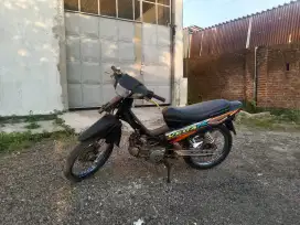 Vega r 2004 lengkap mati lama STNK BPKB faktur ada mesin sehat halus