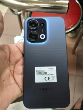 Oppo Reno 13 5G 12 / 256 GB Fullset Dari Baru