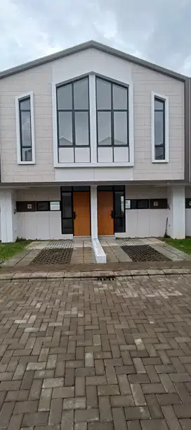 Sewa Rumah Cluster Wimbledon Full renovasi