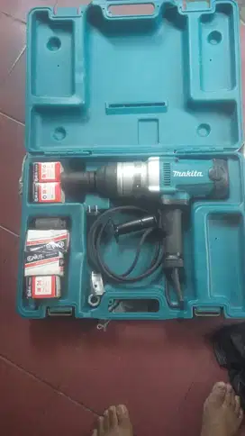 bor impact makita