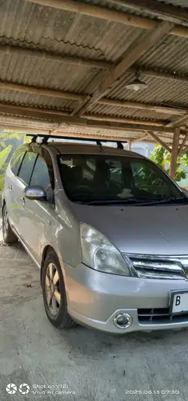 Nissan Livina 2008 Bensin