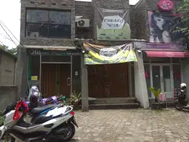 Disewakan Ruko 2 lantai lokasi strategis