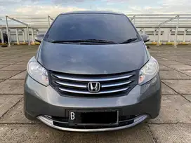 Freed PSD 2012 Honda 1.5 E Tipe Tertinggi Tgn Pertama Abu-Abu Grey