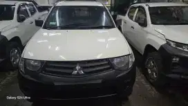Strada triton glx 2012