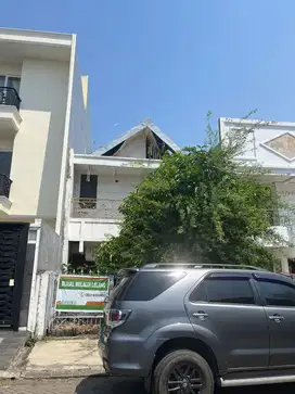 Rumah Lama di Cluster Camar PIK Jakarta Utara