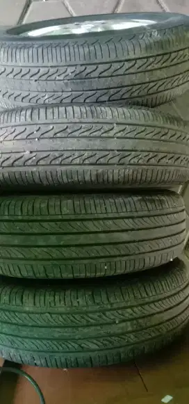4 Velg OEM Xenia R14 PCD 114