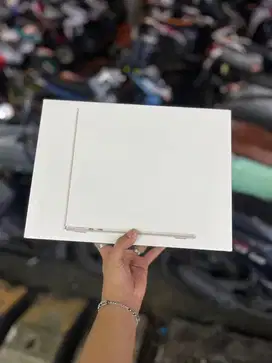 Macbook air m2 13,6inch 8/256gb New resmi ibox
