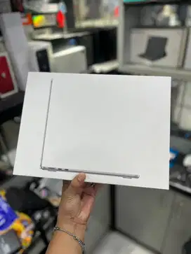 Macbook air m3 13inch ram 16 ssd 256gb New resmi ibox