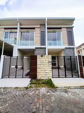 Dekat Taman Dijual Rumah Sutorejo BARU GRESS