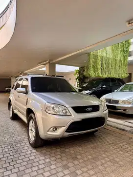 NEW FORD ESCAPE 2.3 LIMITED AT 2012 ISTIMEWA SUPER TERAWAT SIAP PAKE!