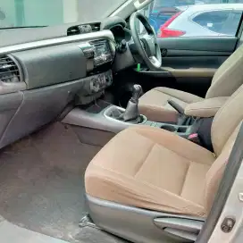 TOYOTA HILUX DC 2.4G 4X4 M/T 2020 NIK 2019 ORIGINAL DALAMKOTA  NOPOLBG