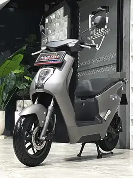 Hampir Baru‼️Honda EM1 e th 2025 - Ayu Mustika