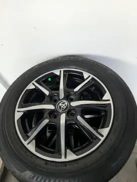 Dijual Ban Bridgestone Ecopia ukuran 175/65 R14.