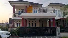 DIJUAL RUMAH 2 LANTAI CANTIK DI JALUR UNAND