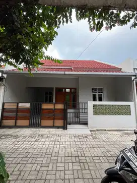 Rumah siap humi condongcatur dekat kampus amikom