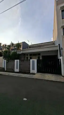 Dijual Rumah tengah kota di Seteran Semarang
