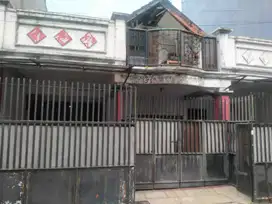 Rumah Lama di Jl Kayu Putih Selatan Pulo Gadung Jakarta Timur