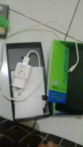Infinix smart 9 4+4/128