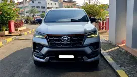 Toyota fortuner vrz trd sportivo 2020 silver diesel