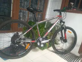 Sepeda gunung United