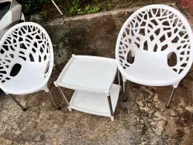 Dijual kursi taman 200k aja