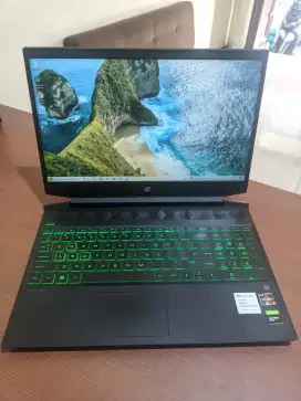 HP PAVILION 15 | RYZEN 5-3550H | RAM 16 GB | SSD 512 GB | GTX 1650