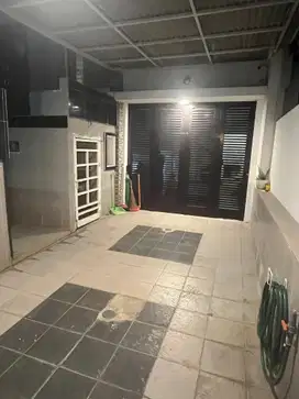 Disewakan Rumah Pik1 furnish dan sudah renov