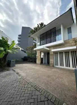 11.DIJUAL RUMAH ROYAL RESIDENCE CROWN HILL POJOK