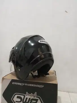 Helm merk Hds SNI