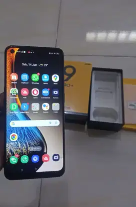 Realme 9 pro+ 8/256 mulus