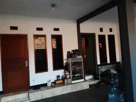 Di Jual Rumah 2 Lantai Di Jalan Pasantren Cimahi