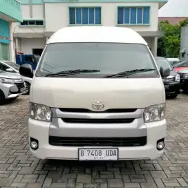 TOYOTA HIACE COMMUTER 2.5L M/T 2020 NIK 2020 KM 48 RB ORIGINAL 16 SEAT