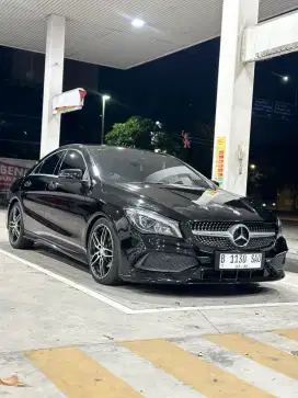 Mercedez Benz CLA200 AMG 2017 SUNROOF PANO BU CASH