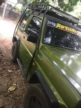 Daihatsu Feroza 1994 Bensin