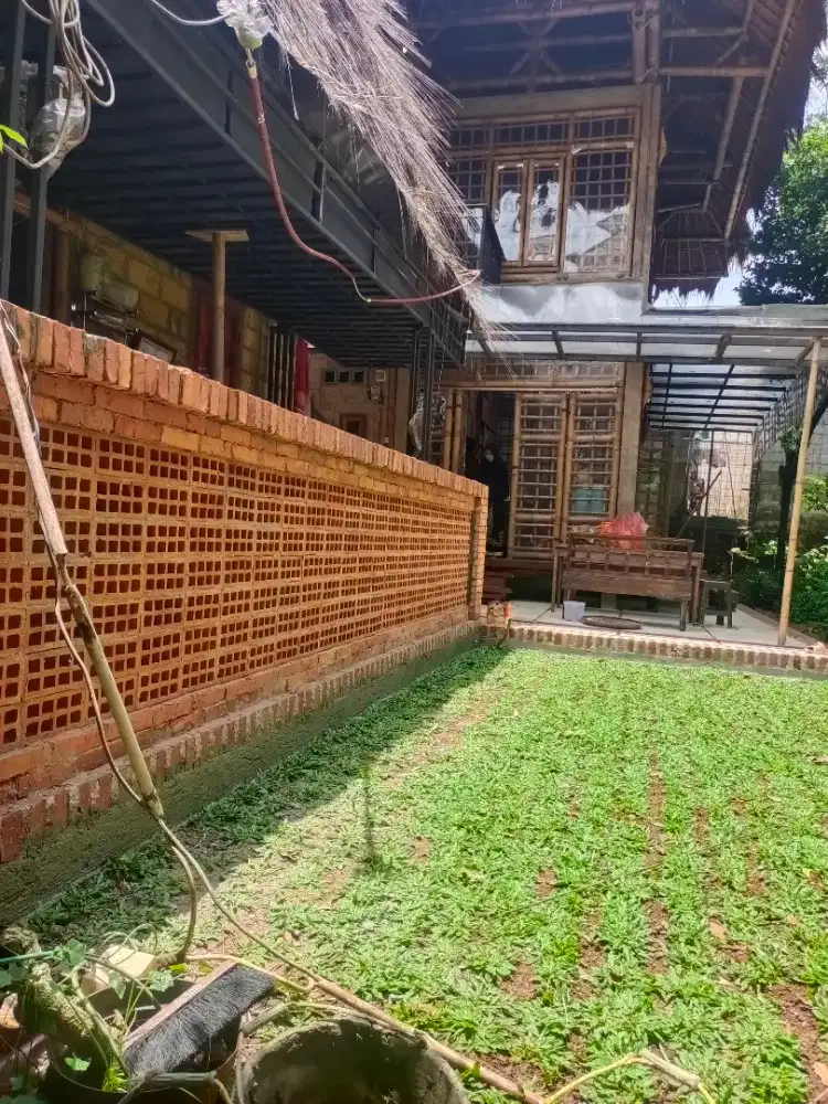 Ahli pekerja bangunan