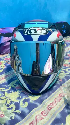 Helm KYT r10 Fullface