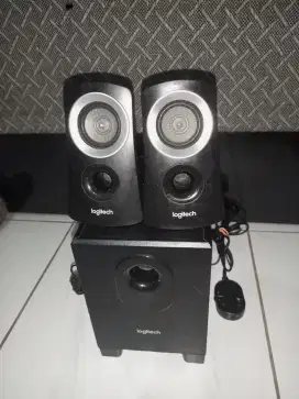 Spiker LOGITECH Z313