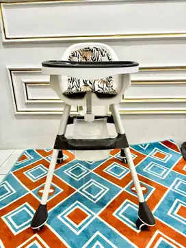 KURSI MAKAN BAYI MULTIFUNGSI ADA RODANYA