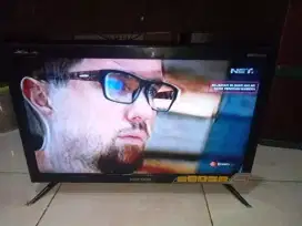 TV LED POLYTRON 24 INCH BLM DIGITAL