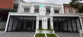 Dijual rumah mewah megah siaphuni di Komplek Billymoon Jakarta Timur
