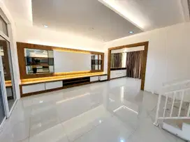 Villa Di komplek Mutiara Palace daerah pancing