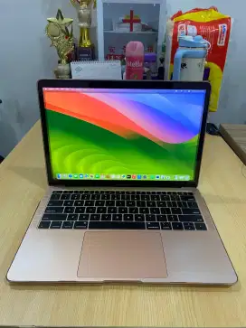 MacBook Air 2019 i5