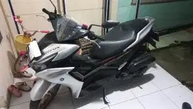 Aerox silver 155 Connected 2023 smart keyles