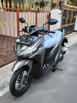 Bissmillah dijual motor Honda Vario LED new 150cc keyles 2022